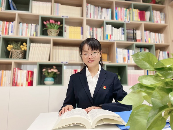 这个静静 不通常  顾玉娟 建装公司 13703991330.jpg